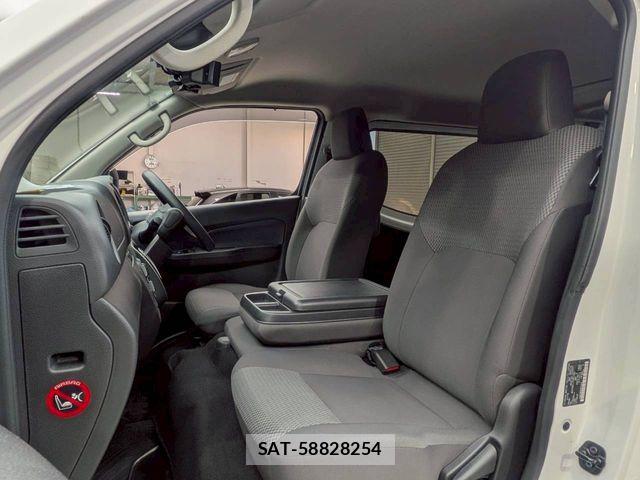 Nissan Caravan 2025-07 7615397-18