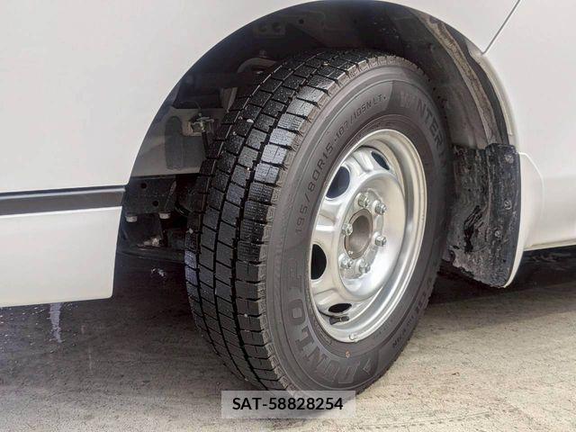 Nissan Caravan 2025-07 7615397-22