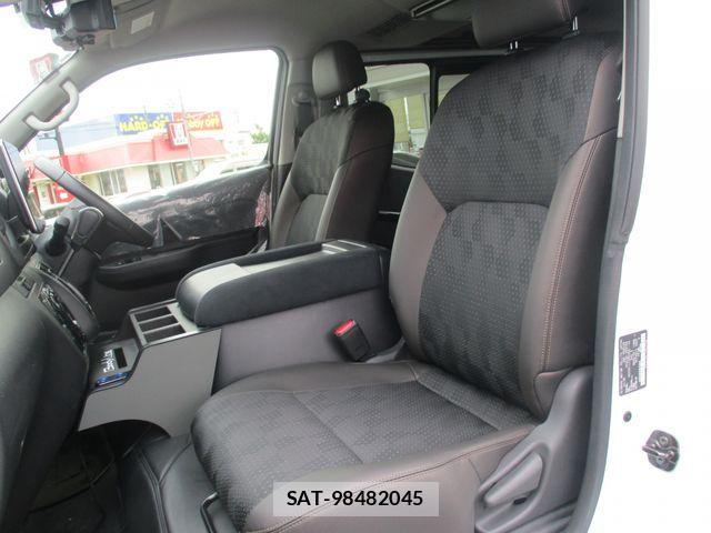 Nissan Caravan 2025-01 7615394-12