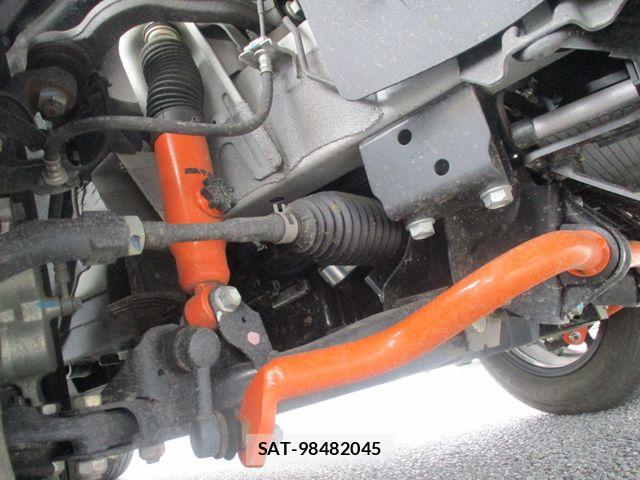 Nissan Caravan 2025-01 7615394-28