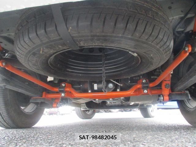 Nissan Caravan 2025-01 7615394-29