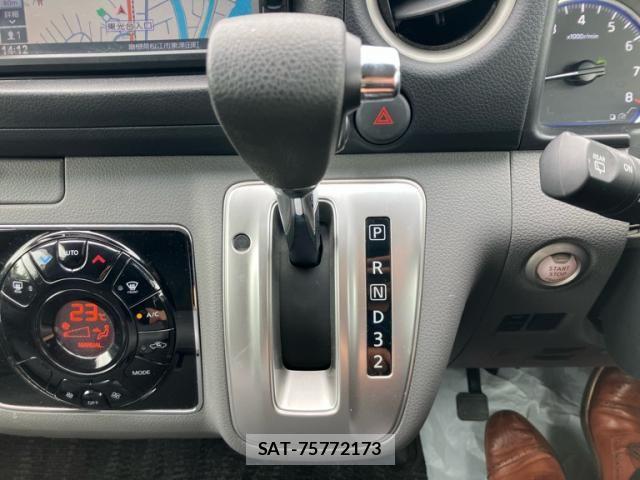 Nissan Caravan 2017-09 7615396-19