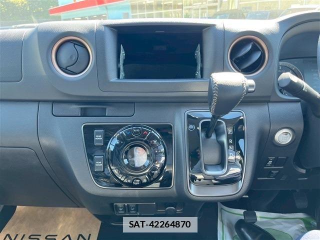 Nissan Caravan 2025-11 7721734-29