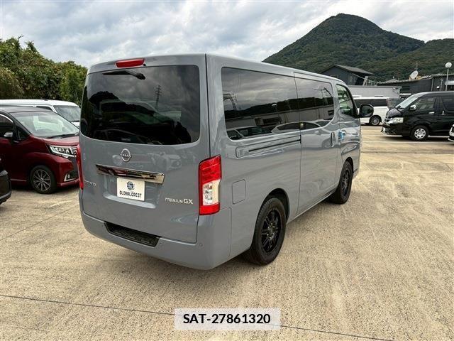 Nissan Caravan 2025-10 7721733-9