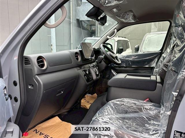 Nissan Caravan 2025-10 7721733-2