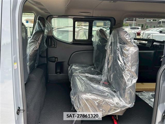 Nissan Caravan 2025-10 7721733-3