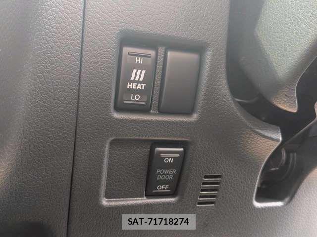 Nissan Caravan 2026-06 7721732-15