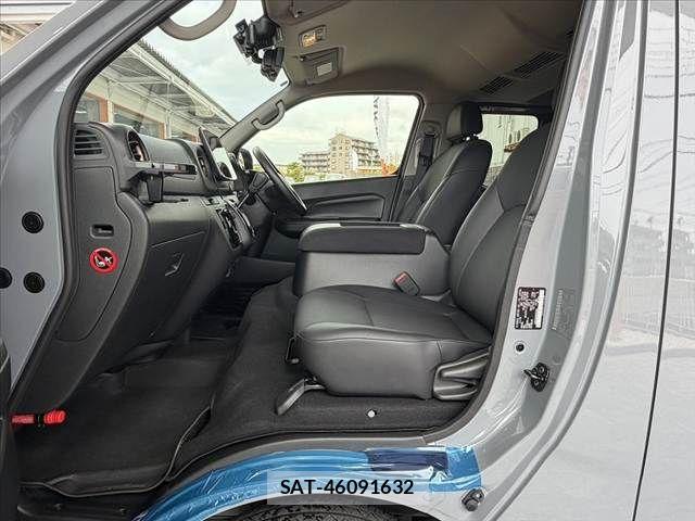 Nissan Caravan 2024-07 7783275-16
