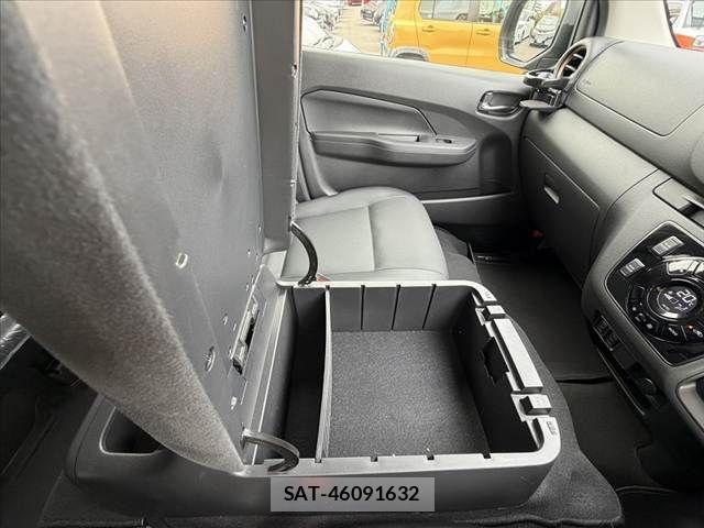 Nissan Caravan 2024-07 7783275-22