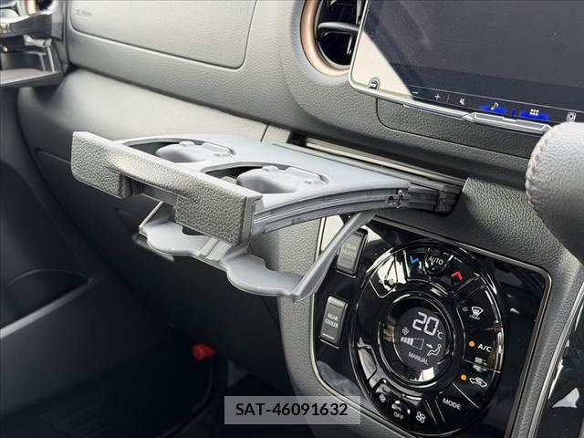 Nissan Caravan 2024-07 7783275-25