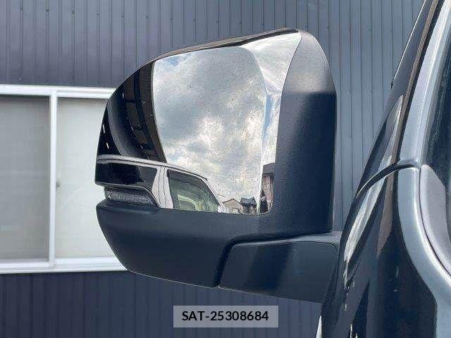 Nissan Caravan 2023-05 7783274-26