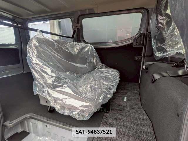 Nissan Caravan 2026-05 7783276-15