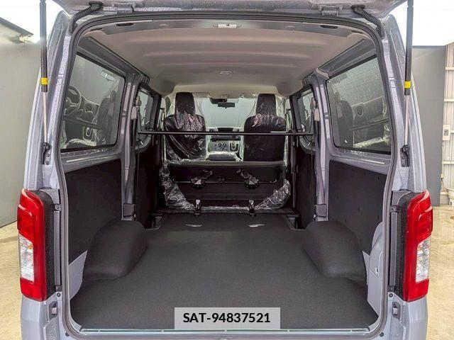 Nissan Caravan 2026-05 7783276-18