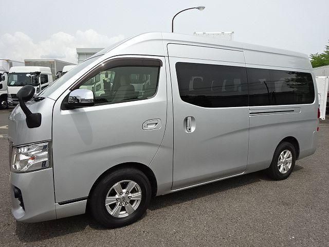 Nissan Caravan 2017-09 7864643-10