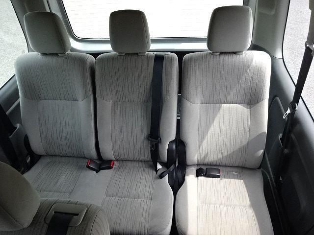 Nissan Caravan 2017-09 7864643-16