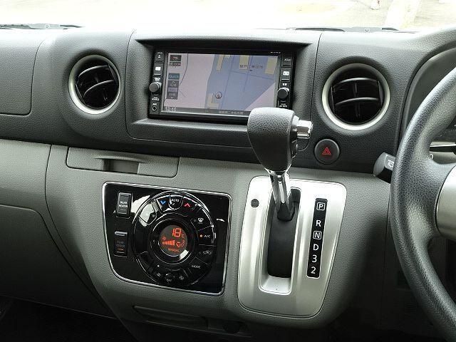 Nissan Caravan 2017-09 7864643-26