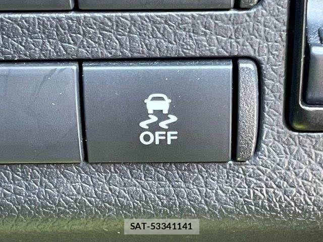 Nissan Caravan 2021-12 7875661-11