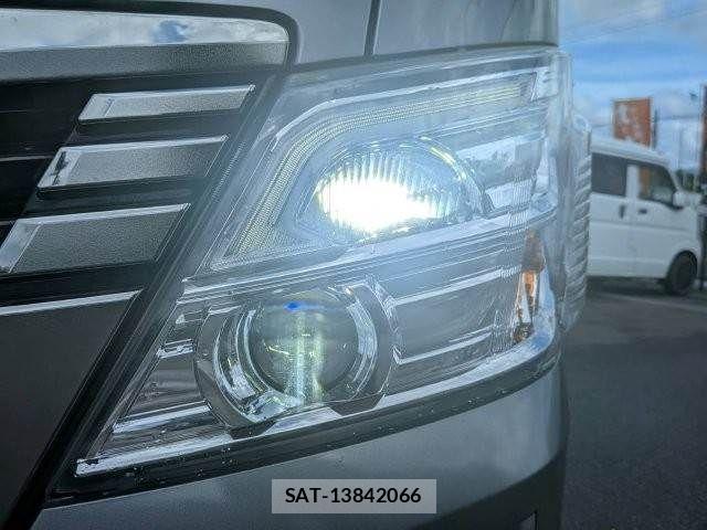 Nissan Caravan 2022-02 7875663-12