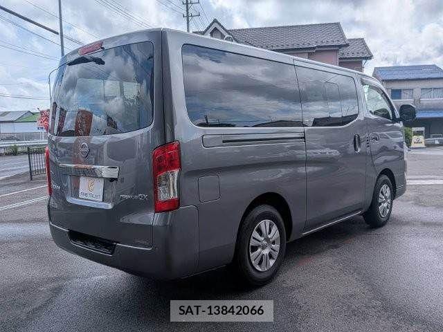 Nissan Caravan 2022-02 7875663-18