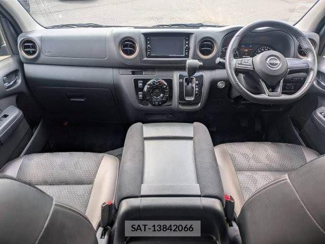 Nissan Caravan 2022-02 7875663-2