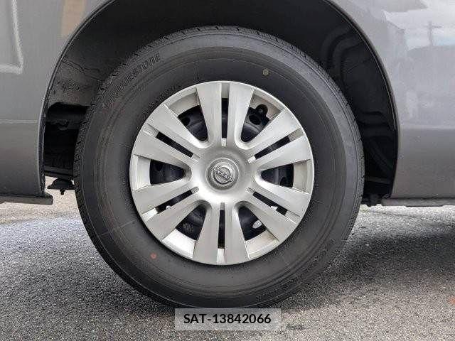 Nissan Caravan 2022-02 7875663-29