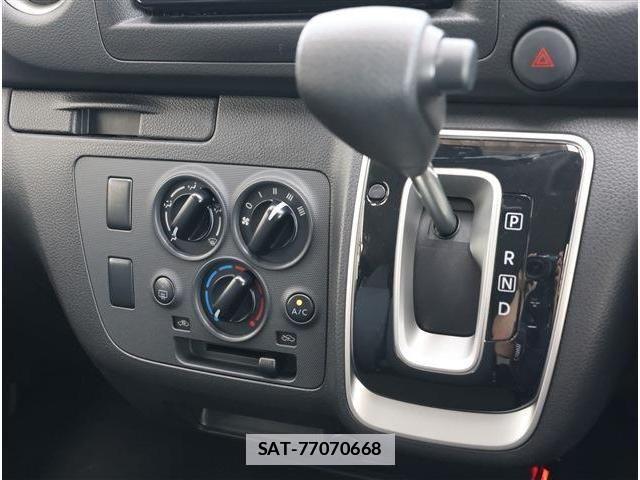 Nissan Caravan 2022-05 7902387-10