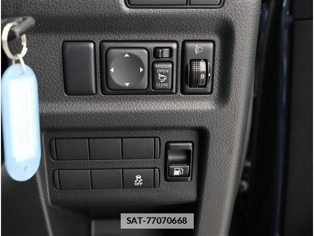 Nissan Caravan 2022-05 7902387-11