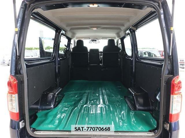Nissan Caravan 2022-05 7902387-16
