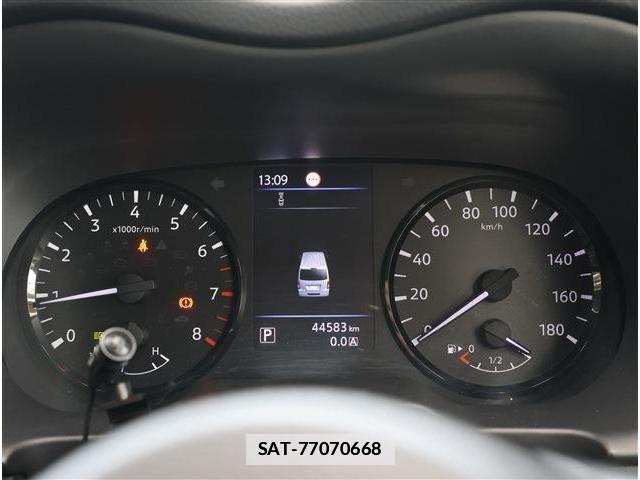 Nissan Caravan 2022-05 7902387-8