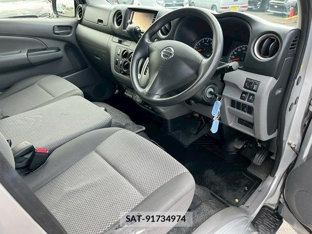 Nissan Caravan 2020-05 7960895-21