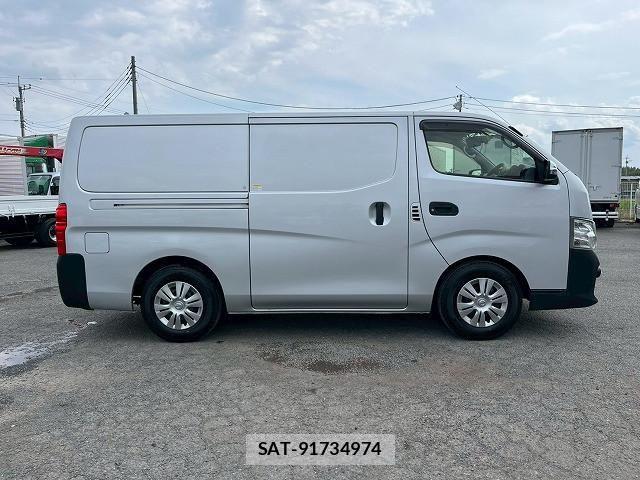 Nissan Caravan 2020-05 7960895-4