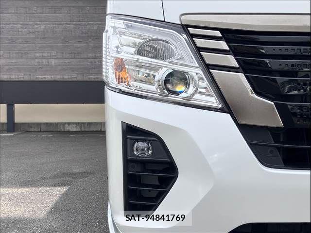 Nissan Caravan 2023-01 7960894-9