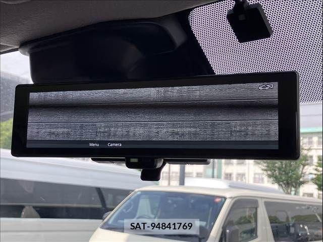 Nissan Caravan 2023-01 7960894-16