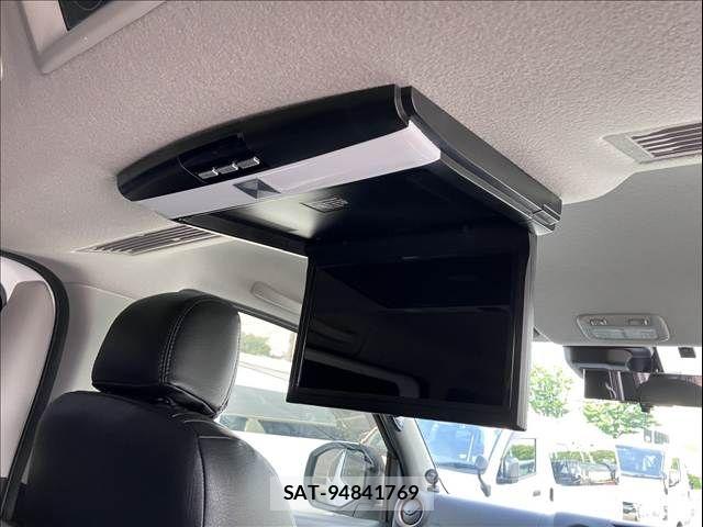Nissan Caravan 2023-01 7960894-17