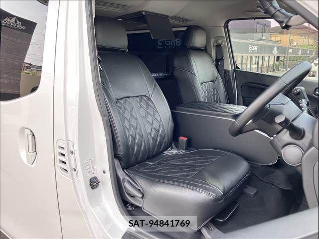 Nissan Caravan 2023-01 7960894-6