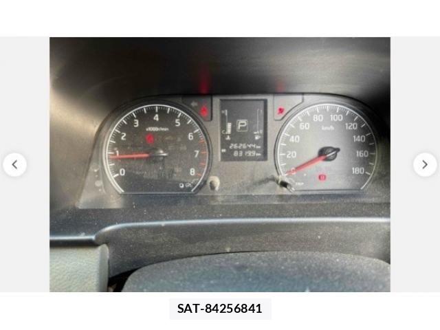 Nissan Caravan 2015-03 7978753-6