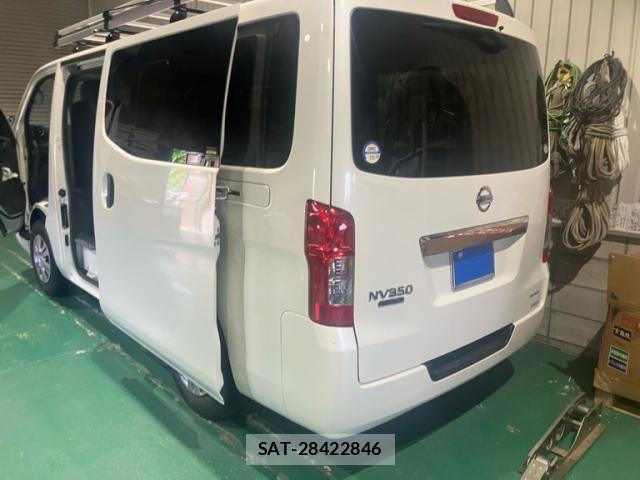 Nissan Caravan 2016-06 7978754-4