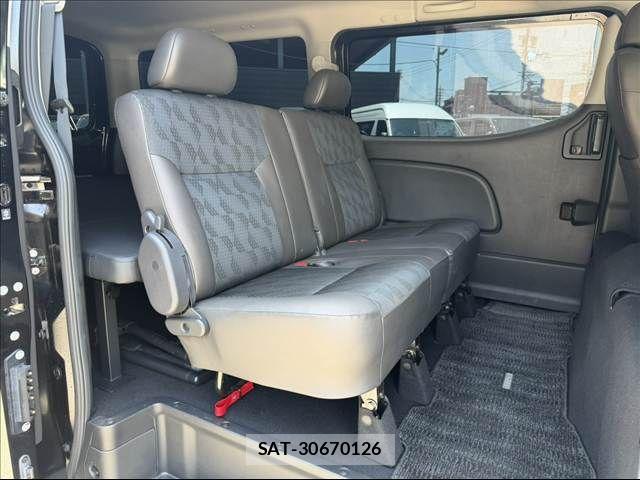 Nissan Caravan 2022-09 8034736-9