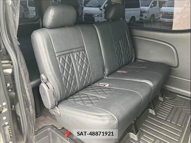 Nissan Caravan 2022-11 8034735-7