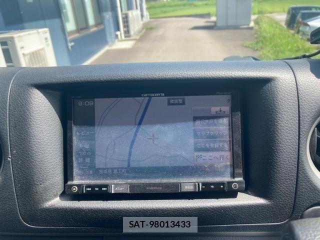 Nissan Caravan 2017-02 8034738-18