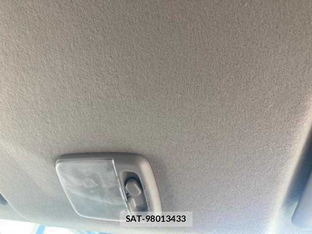 Nissan Caravan 2017-02 8034738-22