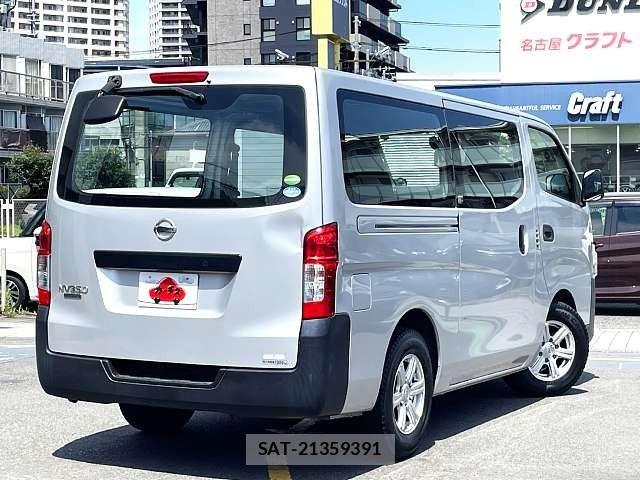 Nissan Caravan 2018-06 8034737-2