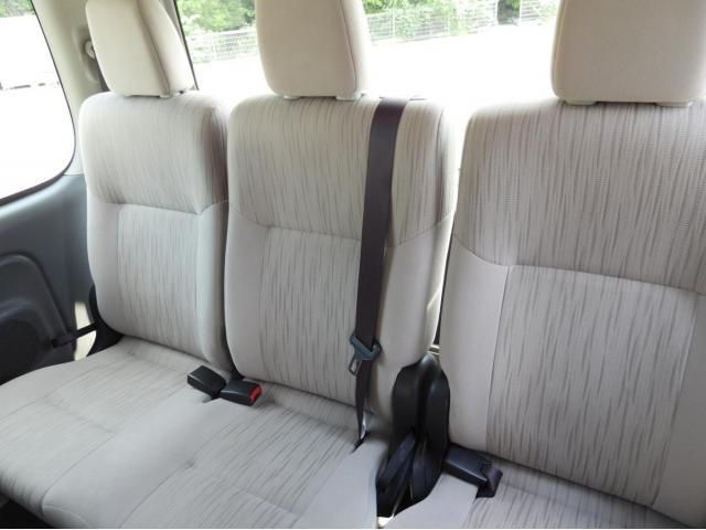 Nissan Caravan 2014-03 8060559-12