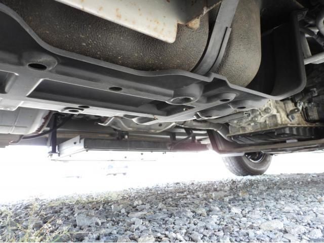 Nissan Caravan 2014-03 8060559-26
