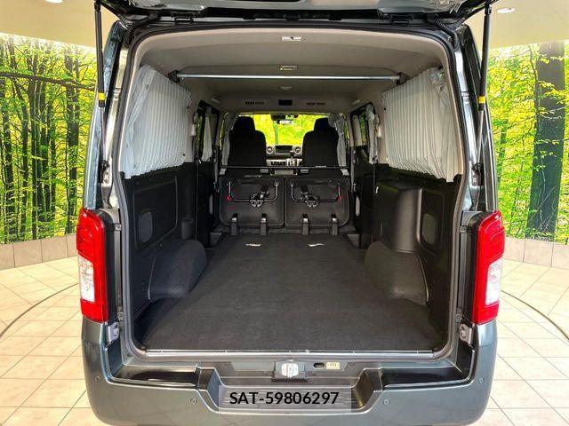 Nissan Caravan 2025-06 8073177-9