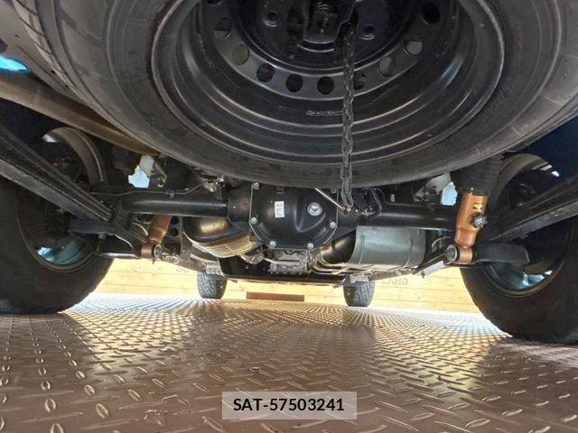 Nissan Caravan 2024-08 8098401-18