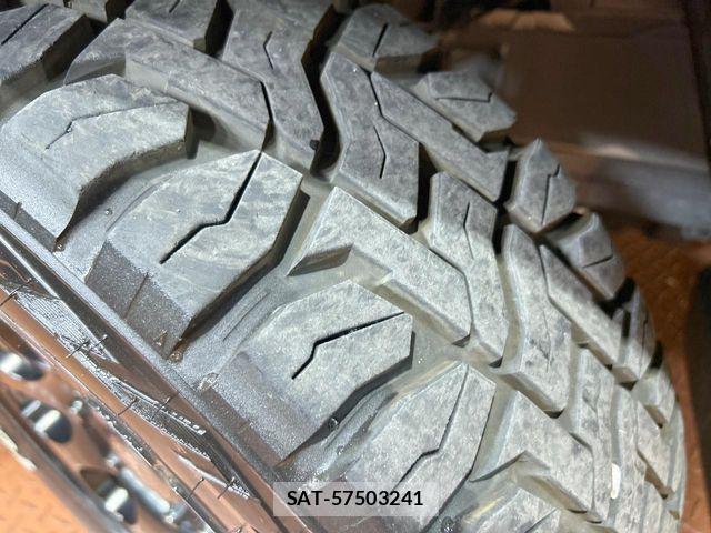Nissan Caravan 2024-08 8098401-6