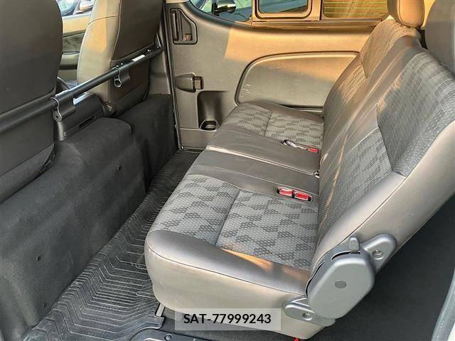 Nissan Caravan 2023-08 8129301-25