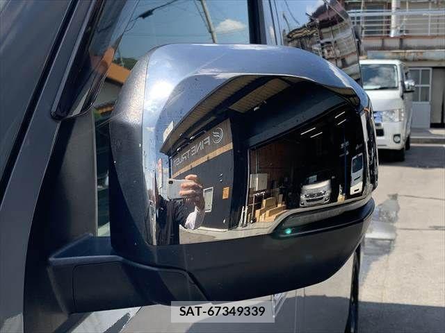Nissan Caravan 2022-05 8129312-24