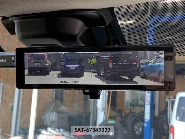 Nissan Caravan 2022-05 8129312-6